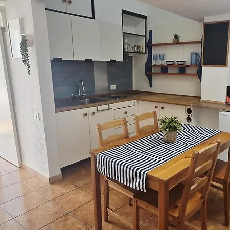 La Chalana * ポリス・デ・アボナ